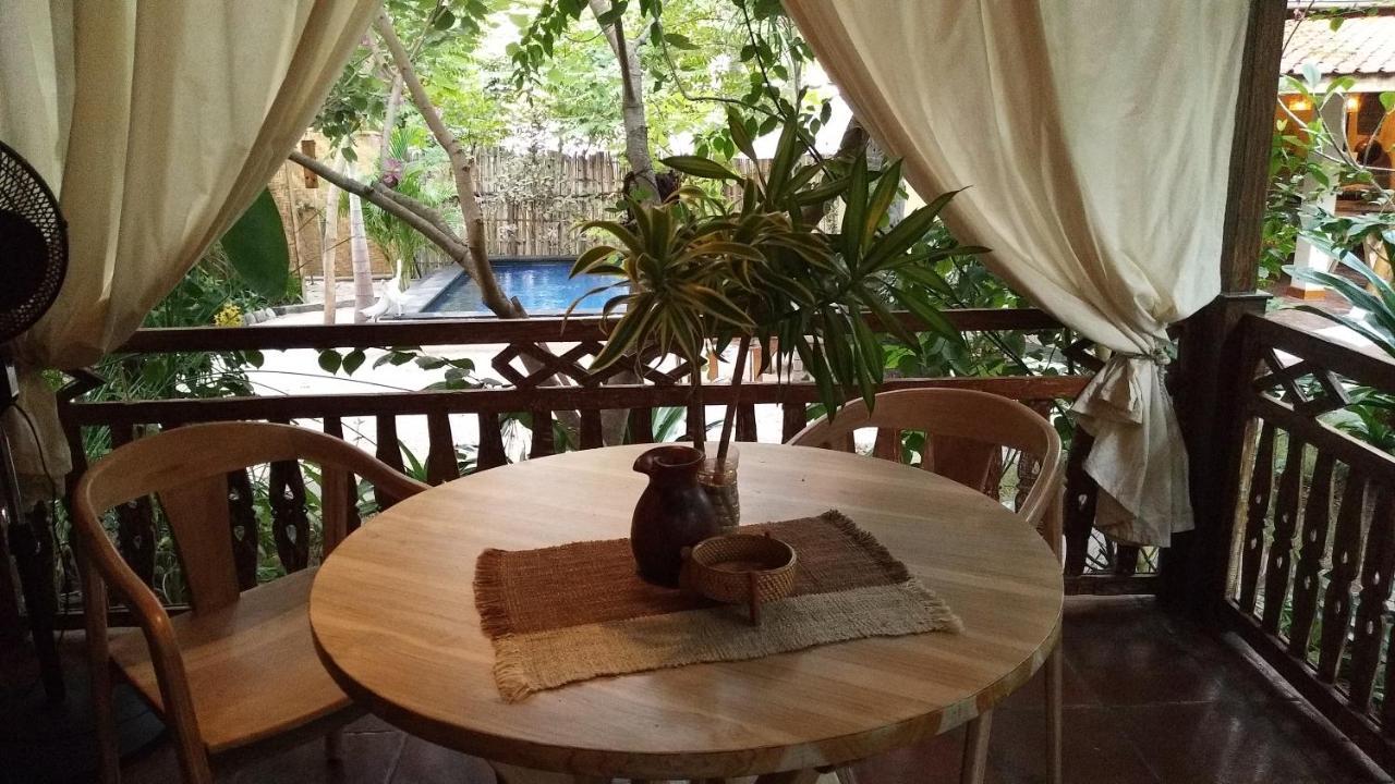 Villas Light House - Eco-Traditional Joglo Gili Trawangan Bagian luar foto