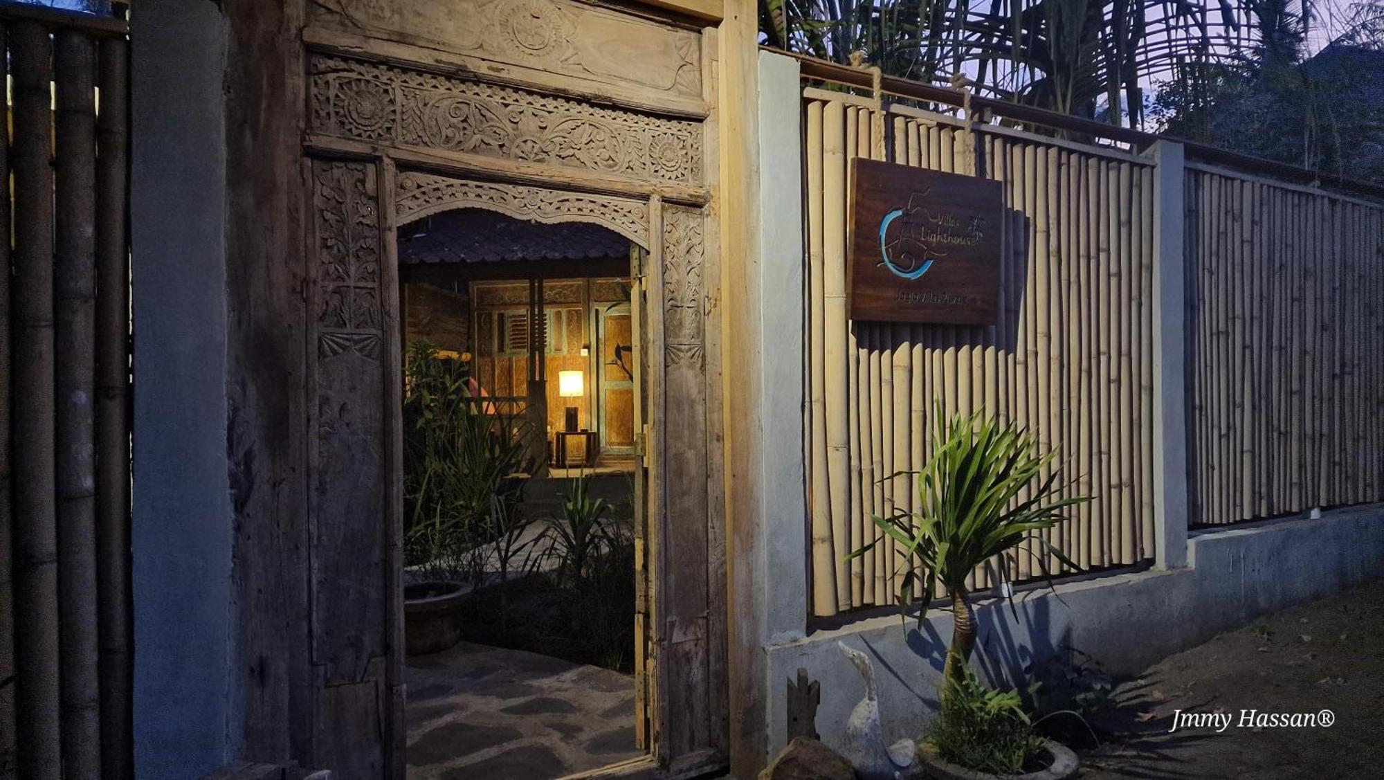 Villas Light House - Eco-Traditional Joglo Gili Trawangan Bagian luar foto