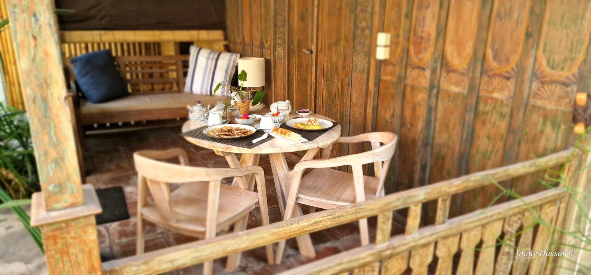 Villas Light House - Eco-Traditional Joglo Gili Trawangan Bagian luar foto