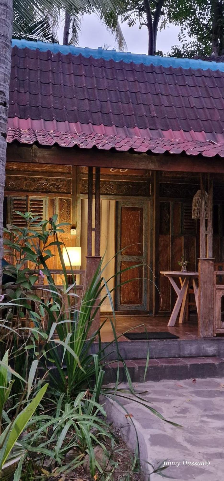 Villas Light House - Eco-Traditional Joglo Gili Trawangan Bagian luar foto