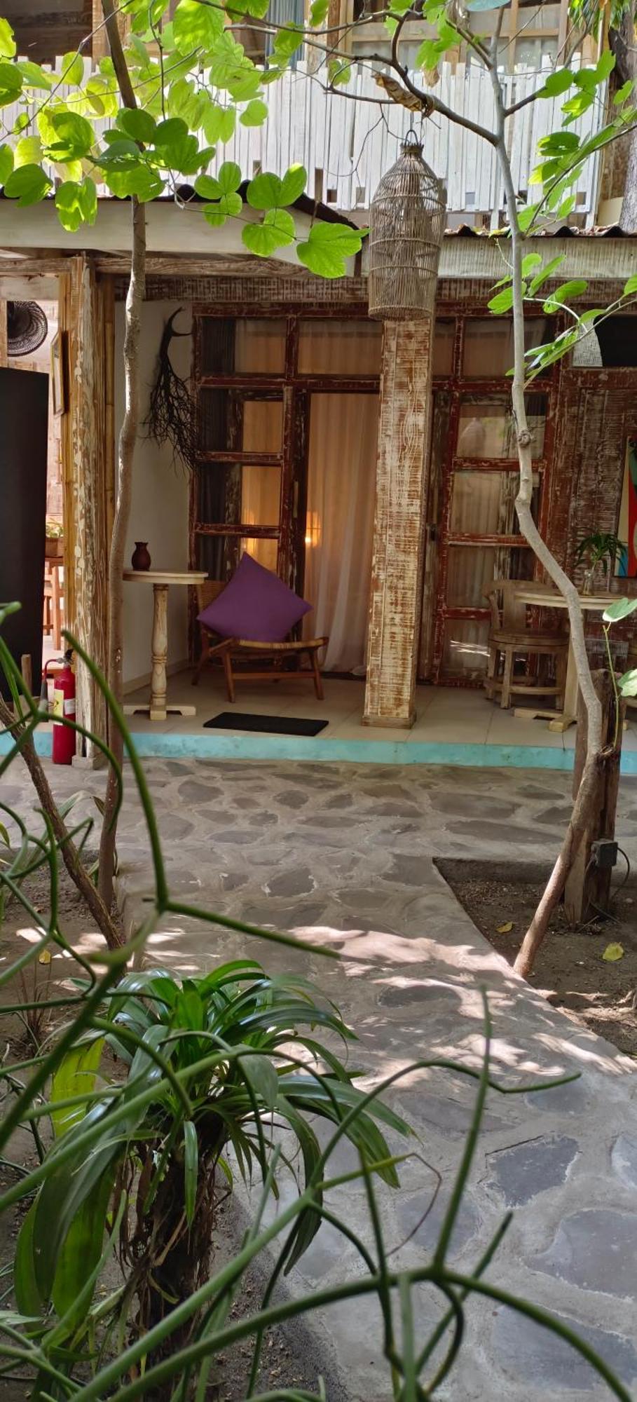 Villas Light House - Eco-Traditional Joglo Gili Trawangan Bagian luar foto