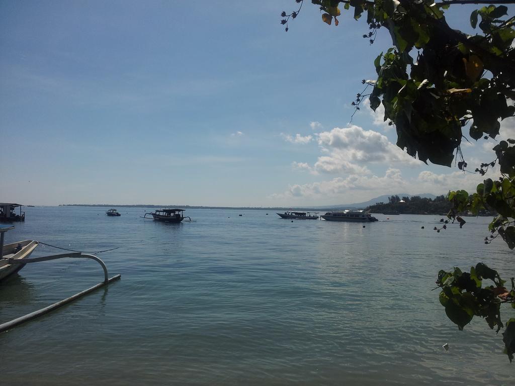 Villas Light House - Eco-Traditional Joglo Gili Trawangan Bagian luar foto