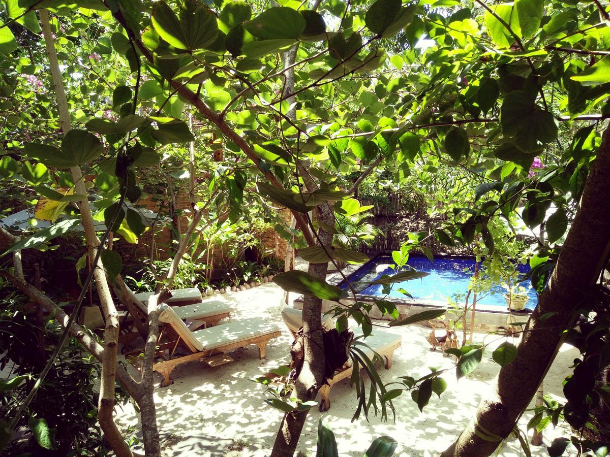 Villas Light House - Eco-Traditional Joglo Gili Trawangan Bagian luar foto